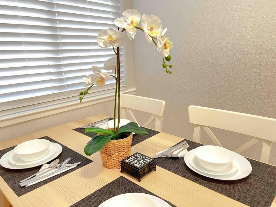 Luxury Condo In The Heart Of Midtown Sacramento Buitenkant foto